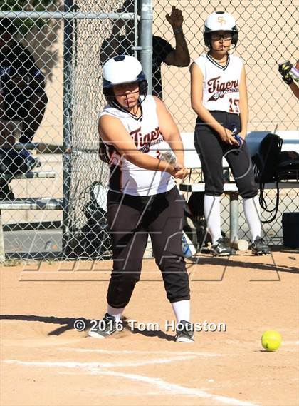 Thumbnail 3 in Monrovia vs South Pasadena photogallery.