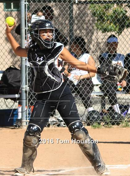 Thumbnail 1 in Monrovia vs South Pasadena photogallery.