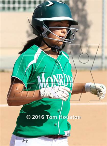 Thumbnail 1 in Monrovia vs South Pasadena photogallery.