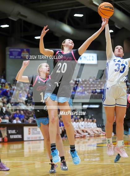 Thumbnail 2 in Canyon View vs. Richfield (UHSAA 3A Quarterfinal) photogallery.