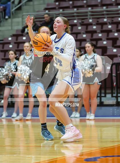Thumbnail 1 in Canyon View vs. Richfield (UHSAA 3A Quarterfinal) photogallery.
