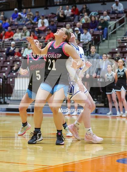 Thumbnail 2 in Canyon View vs. Richfield (UHSAA 3A Quarterfinal) photogallery.