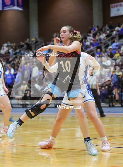Thumbnail 2 in Canyon View vs. Richfield (UHSAA 3A Quarterfinal) photogallery.
