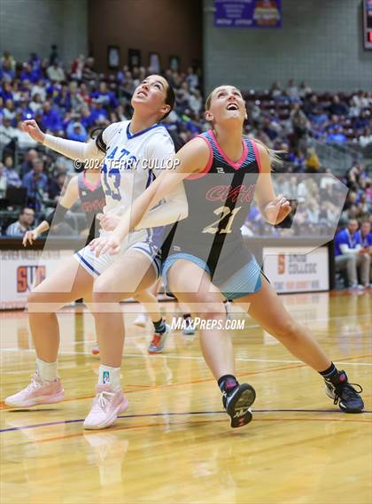 Thumbnail 2 in Canyon View vs. Richfield (UHSAA 3A Quarterfinal) photogallery.