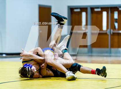 Thumbnail 1 in Rayne @ Brusly photogallery.