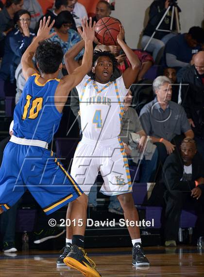 Thumbnail 1 in Newark Memorial vs. Burbank (St. Hope Elite Classic) photogallery.