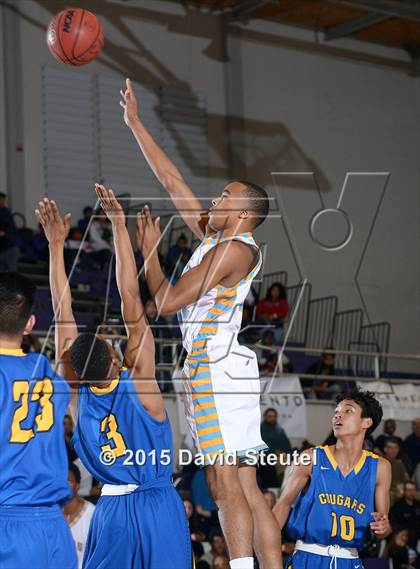 Thumbnail 1 in Newark Memorial vs. Burbank (St. Hope Elite Classic) photogallery.