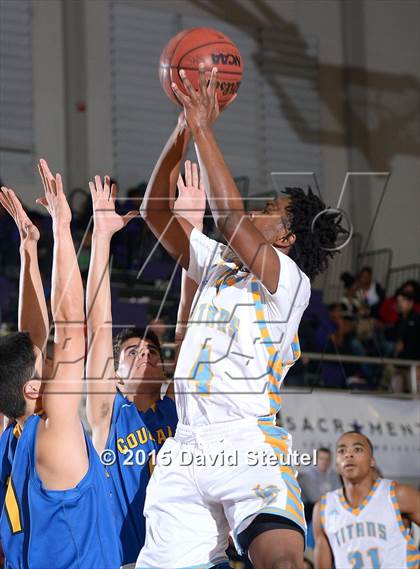 Thumbnail 2 in Newark Memorial vs. Burbank (St. Hope Elite Classic) photogallery.