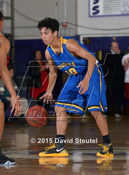 Thumbnail 3 in Newark Memorial vs. Burbank (St. Hope Elite Classic) photogallery.