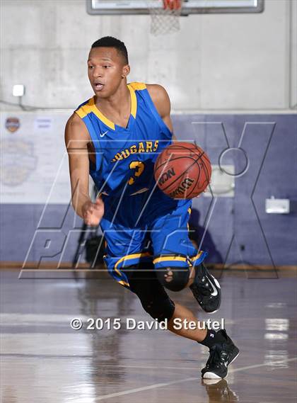 Thumbnail 3 in Newark Memorial vs. Burbank (St. Hope Elite Classic) photogallery.