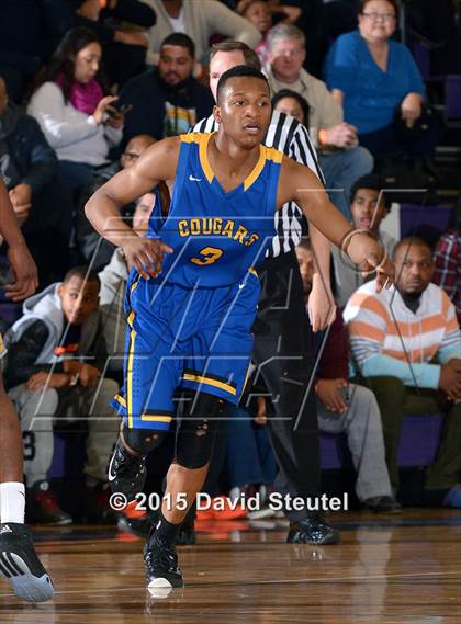 Thumbnail 2 in Newark Memorial vs. Burbank (St. Hope Elite Classic) photogallery.