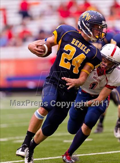 Thumbnail 2 in Pulaski vs. Altmar-Parish-Williamstown (Syracuse Kickoff Classic) photogallery.