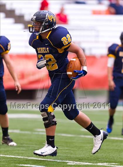 Thumbnail 1 in Pulaski vs. Altmar-Parish-Williamstown (Syracuse Kickoff Classic) photogallery.