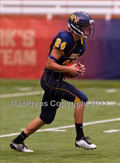 Thumbnail 1 in Pulaski vs. Altmar-Parish-Williamstown (Syracuse Kickoff Classic) photogallery.