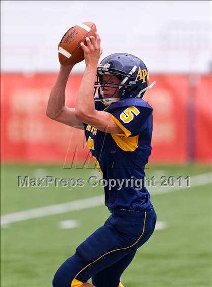 Thumbnail 1 in Pulaski vs. Altmar-Parish-Williamstown (Syracuse Kickoff Classic) photogallery.