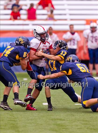 Thumbnail 2 in Pulaski vs. Altmar-Parish-Williamstown (Syracuse Kickoff Classic) photogallery.