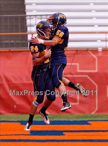 Thumbnail 2 in Pulaski vs. Altmar-Parish-Williamstown (Syracuse Kickoff Classic) photogallery.