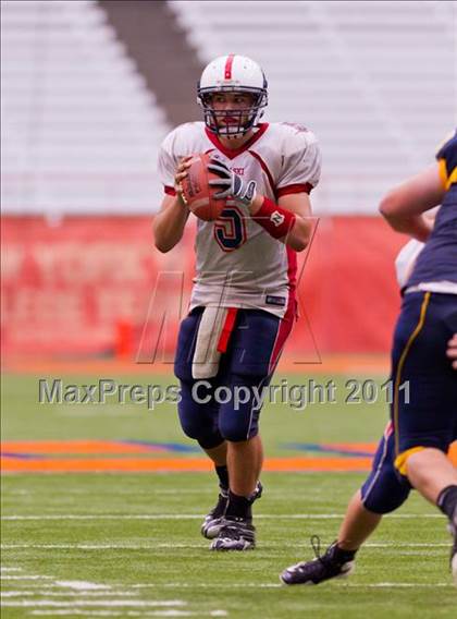 Thumbnail 1 in Pulaski vs. Altmar-Parish-Williamstown (Syracuse Kickoff Classic) photogallery.
