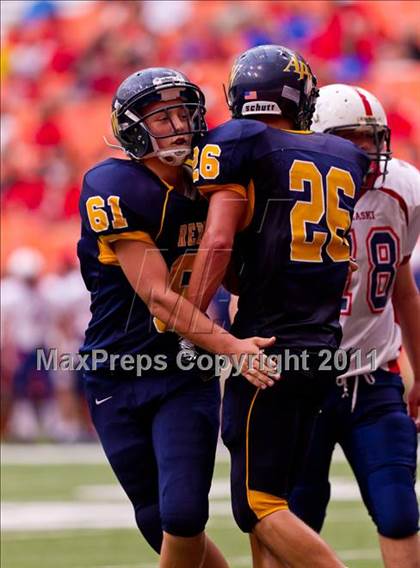 Thumbnail 1 in Pulaski vs. Altmar-Parish-Williamstown (Syracuse Kickoff Classic) photogallery.