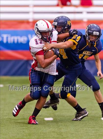 Thumbnail 2 in Pulaski vs. Altmar-Parish-Williamstown (Syracuse Kickoff Classic) photogallery.