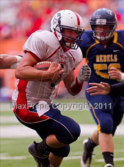 Thumbnail 2 in Pulaski vs. Altmar-Parish-Williamstown (Syracuse Kickoff Classic) photogallery.