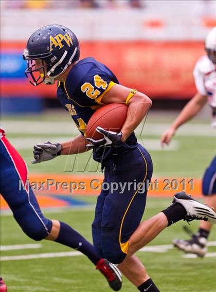 Thumbnail 2 in Pulaski vs. Altmar-Parish-Williamstown (Syracuse Kickoff Classic) photogallery.