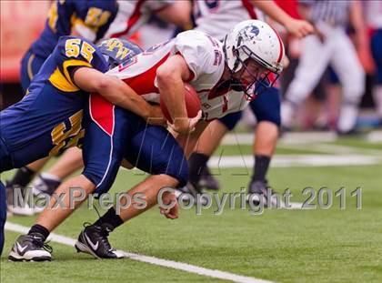 Thumbnail 1 in Pulaski vs. Altmar-Parish-Williamstown (Syracuse Kickoff Classic) photogallery.