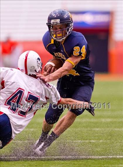 Thumbnail 2 in Pulaski vs. Altmar-Parish-Williamstown (Syracuse Kickoff Classic) photogallery.