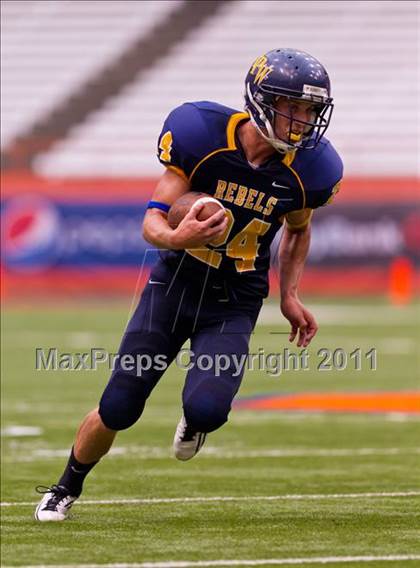 Thumbnail 1 in Pulaski vs. Altmar-Parish-Williamstown (Syracuse Kickoff Classic) photogallery.