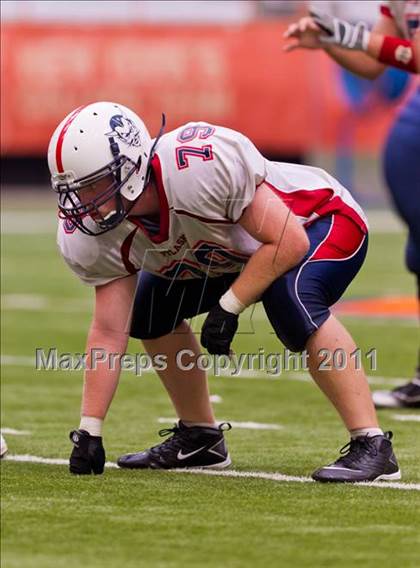 Thumbnail 1 in Pulaski vs. Altmar-Parish-Williamstown (Syracuse Kickoff Classic) photogallery.