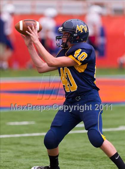 Thumbnail 1 in Pulaski vs. Altmar-Parish-Williamstown (Syracuse Kickoff Classic) photogallery.