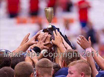 Thumbnail 3 in Pulaski vs. Altmar-Parish-Williamstown (Syracuse Kickoff Classic) photogallery.
