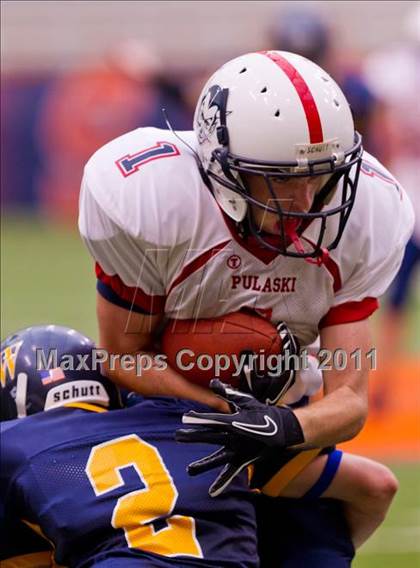 Thumbnail 1 in Pulaski vs. Altmar-Parish-Williamstown (Syracuse Kickoff Classic) photogallery.