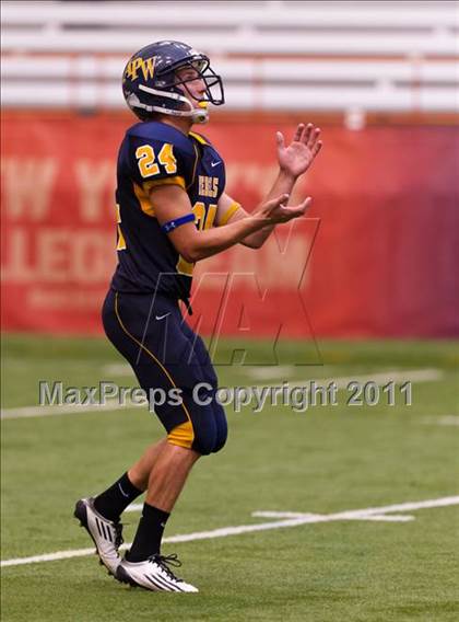 Thumbnail 3 in Pulaski vs. Altmar-Parish-Williamstown (Syracuse Kickoff Classic) photogallery.