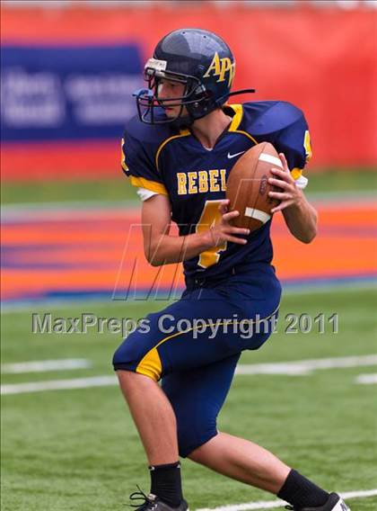 Thumbnail 2 in Pulaski vs. Altmar-Parish-Williamstown (Syracuse Kickoff Classic) photogallery.