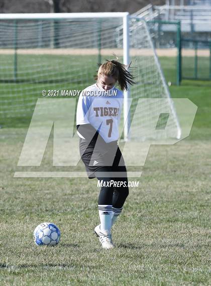 Thumbnail 3 in Illini Bluffs @ Limestone photogallery.
