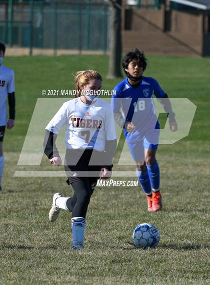 Thumbnail 2 in Illini Bluffs @ Limestone photogallery.