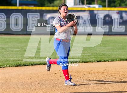 Thumbnail 1 in Holy Redeemer vs. North Schuylkill (PIAA 3A Semifinal Playoff) photogallery.