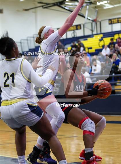 Thumbnail 3 in Allen @ McKinney photogallery.