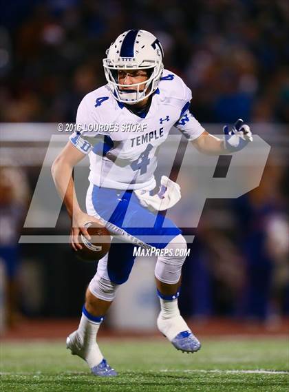 Thumbnail 2 in Temple vs. Pflugerville Connally (UIL 5A Area Playoff) photogallery.