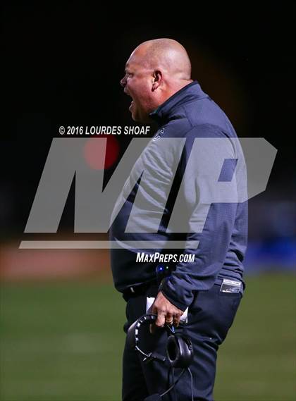 Thumbnail 2 in Temple vs. Pflugerville Connally (UIL 5A Area Playoff) photogallery.