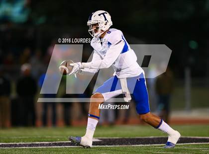 Thumbnail 2 in Temple vs. Pflugerville Connally (UIL 5A Area Playoff) photogallery.