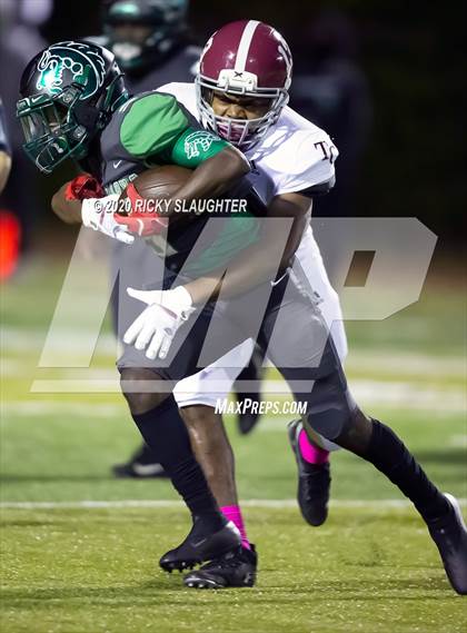 Thumbnail 2 in Trinity Catholic vs. St. Mary's photogallery.