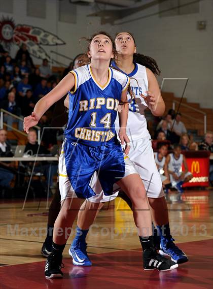 Thumbnail 2 in Ripon Christian vs. Brookside Christian (CIF SJS D5 Playoffs) photogallery.