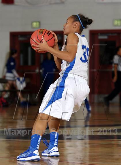 Thumbnail 2 in Ripon Christian vs. Brookside Christian (CIF SJS D5 Playoffs) photogallery.