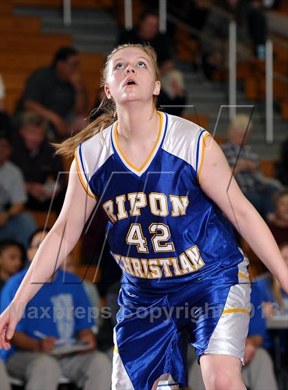 Thumbnail 1 in Ripon Christian vs. Brookside Christian (CIF SJS D5 Playoffs) photogallery.