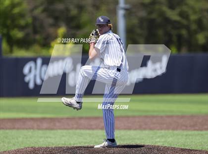 Thumbnail 2 in East Islip vs Eastport South Manor (NYSPHSAA AA Round 1) photogallery.