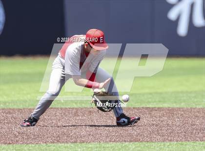 Thumbnail 1 in East Islip vs Eastport South Manor (NYSPHSAA AA Round 1) photogallery.