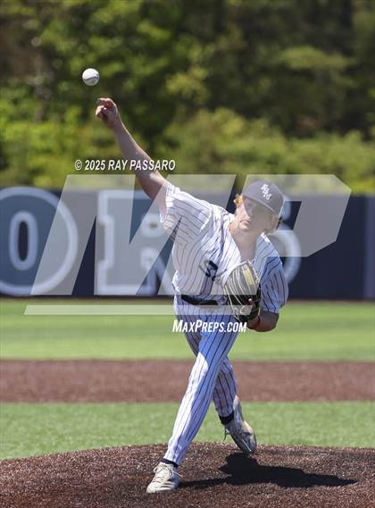 Thumbnail 3 in East Islip vs Eastport South Manor (NYSPHSAA AA Round 1) photogallery.