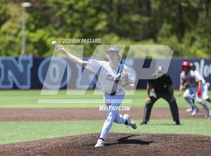 Thumbnail 2 in East Islip vs Eastport South Manor (NYSPHSAA AA Round 1) photogallery.